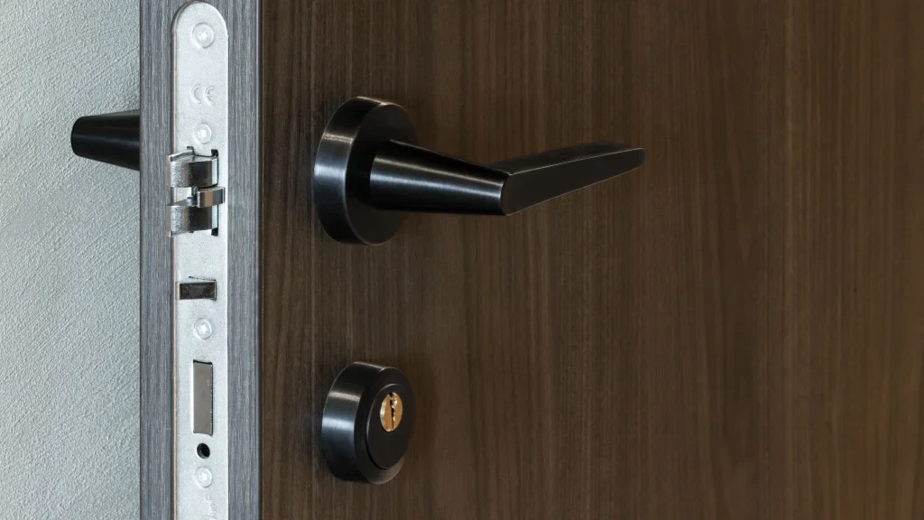 Poignee standard generique livree avec serrure hotel connectee, sans personnalisation decorative